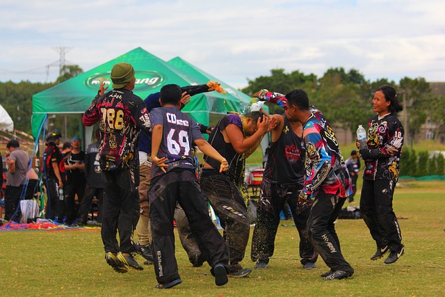 更讓我們看 更讓我們看